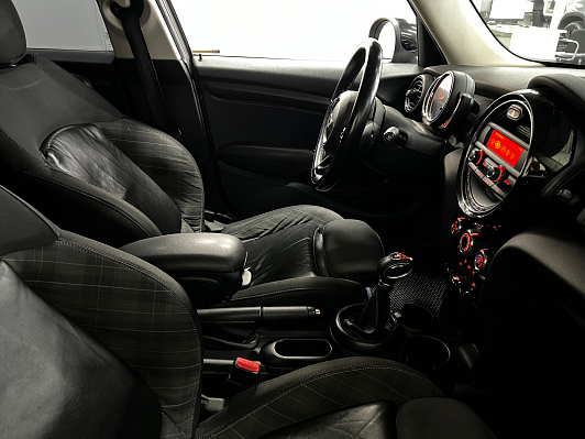 Mini Hatch Cooper, 2018 года, пробег 176000 км
