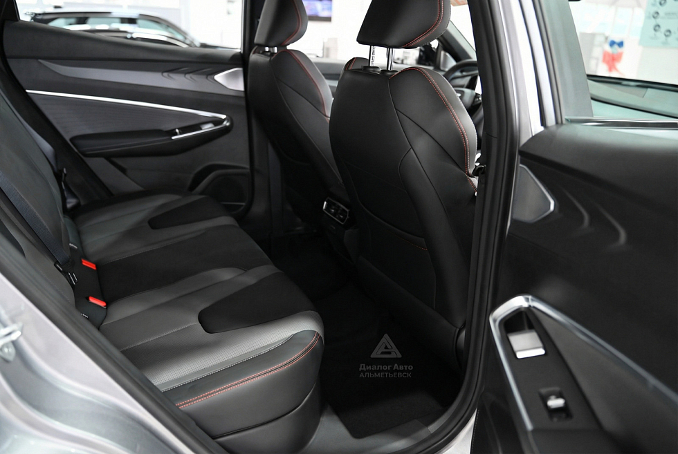 Geely Cityray Спорт, серебряный