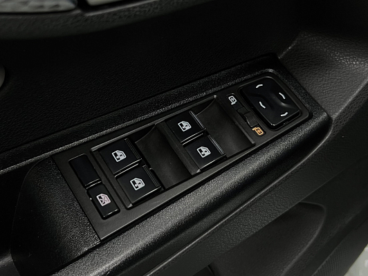 Lada (ВАЗ) Vesta Luxe Prestige, 2019 года, пробег 107353 км