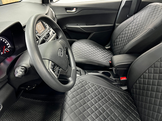Hyundai Solaris, 2020 года, пробег 51775 км