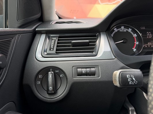 Skoda Rapid Active, 2018 года, пробег 189000 км