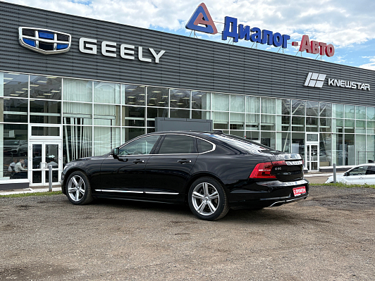 Volvo S90 Inscription, 2018 года, пробег 116905 км