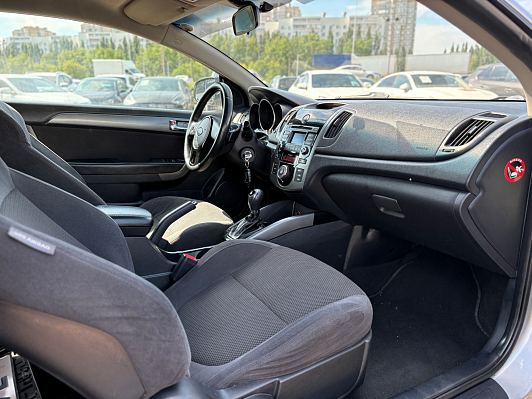 Kia Cerato Comfort, 2012 года, пробег 270821 км