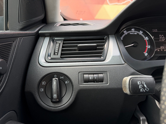 Skoda Rapid Active, 2018 года, пробег 189000 км
