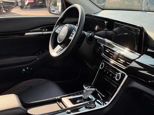Kia Seltos Premium Edition, 2024 года, пробег 27105 км