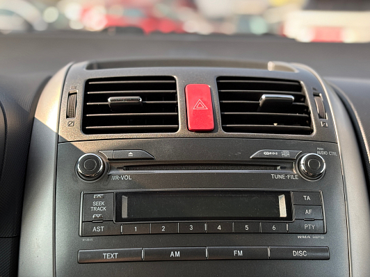 Toyota Auris, 2008 года, пробег 204203 км