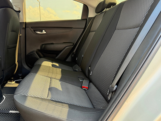 Kia Rio Лига Европы, 2018 года, пробег 87500 км