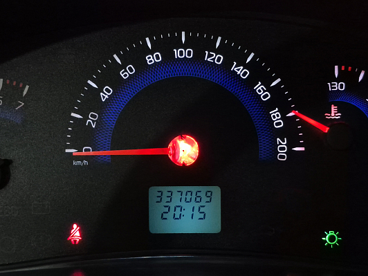 Lada (ВАЗ) Priora Люкс, 2012 года, пробег 337065 км