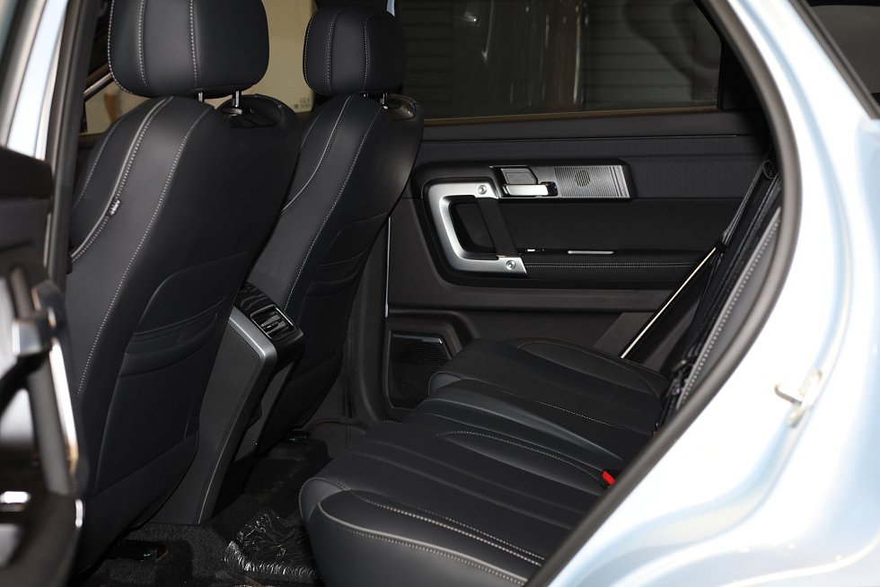 Jaecoo J7 Urban, серебряный