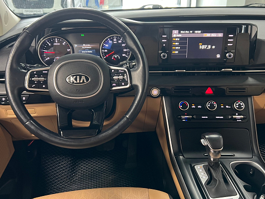 Kia Carnival, 2021 года, пробег 49142 км