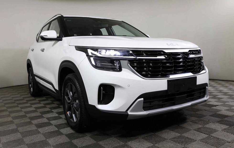 Kia Seltos Luxury Edition, белый