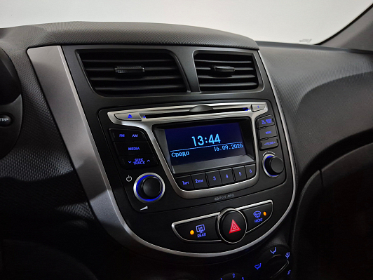 Hyundai Solaris Comfort, 2015 года, пробег 117638 км