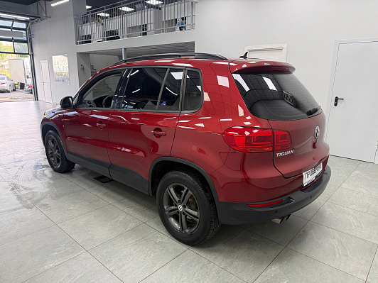 Volkswagen Tiguan Trend&Fun, 2013 года, пробег 156000 км