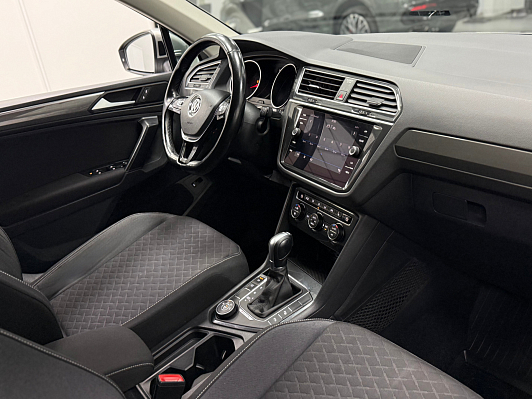 Volkswagen Tiguan, 2018 года, пробег 144000 км