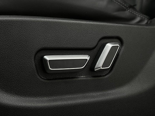 Geely Atlas Люкс + Yandex Auto, 2019 года, пробег 106900 км