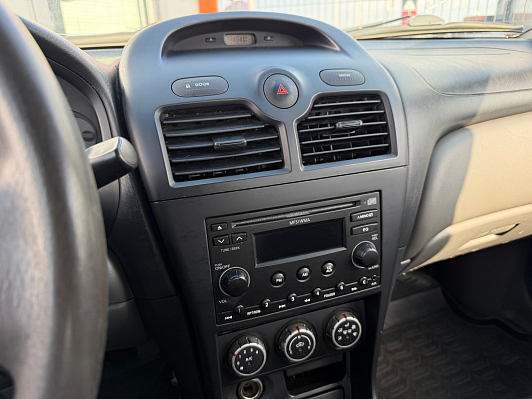Nissan Almera Classic, 2011 года, пробег 304000 км