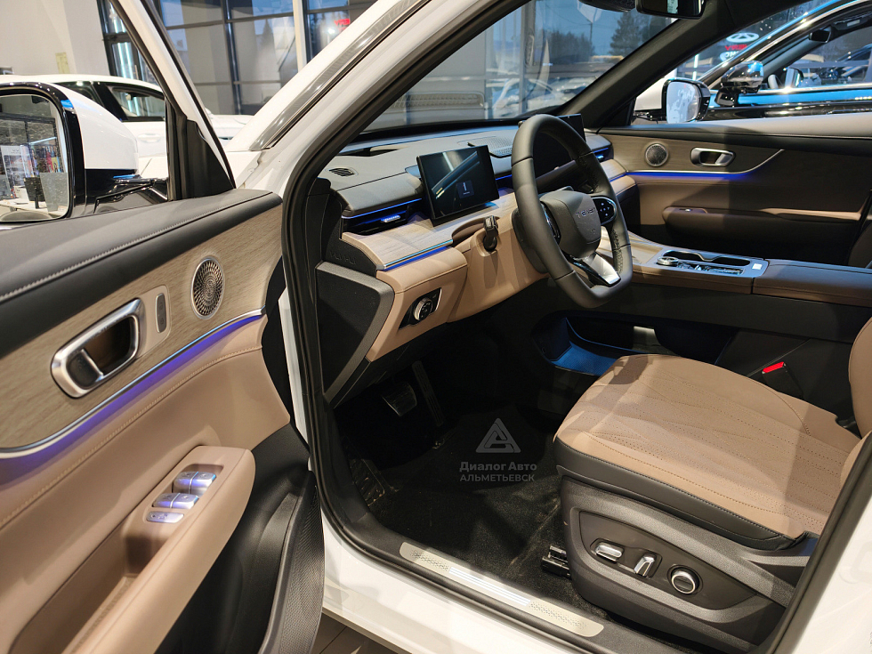 Tenet T8 Ультра, белый