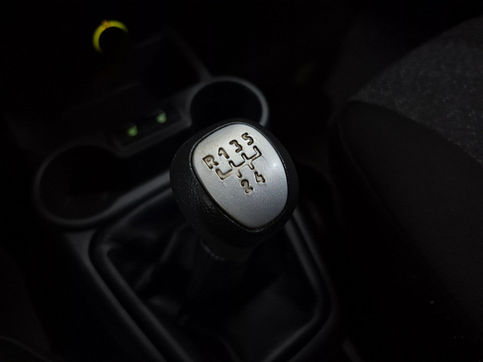 Lada (ВАЗ) Granta, 2013 года, пробег 118167 км