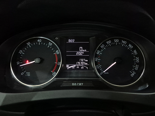 Skoda Rapid Ambition, 2016 года, пробег 175200 км