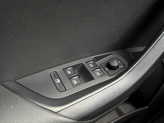 Skoda Karoq, 2020 года, пробег 132872 км