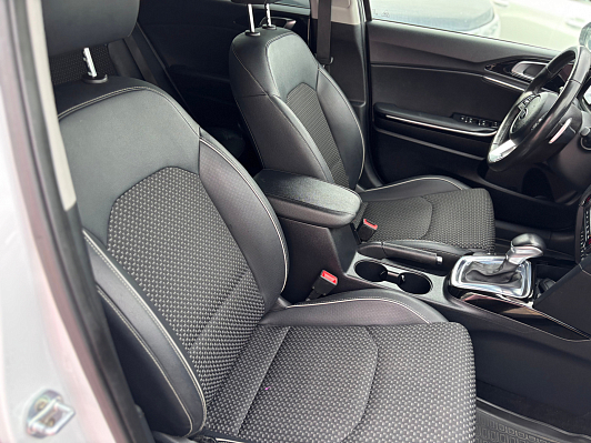 Kia Ceed Prestige, 2019 года, пробег 59816 км