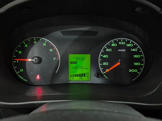 Lada (ВАЗ) Granta, 2013 года, пробег 118167 км