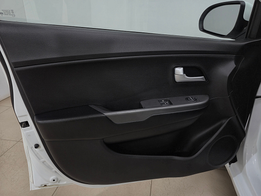 Kia Rio Comfort Аудио, 2016 года, пробег 90115 км