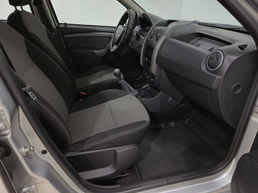 Renault Duster Life, 2016 года, пробег 211240 км
