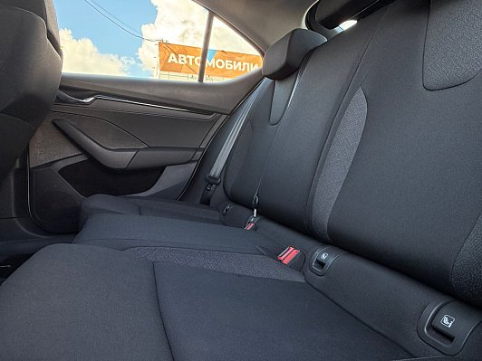 Skoda Octavia, 2021 года, пробег 112100 км