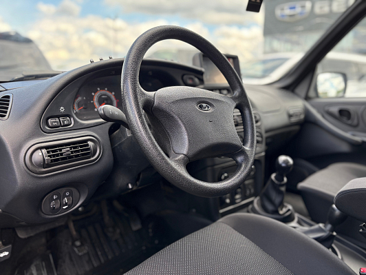 Lada (ВАЗ) Niva Travel KHL, 2023 года, пробег 53050 км