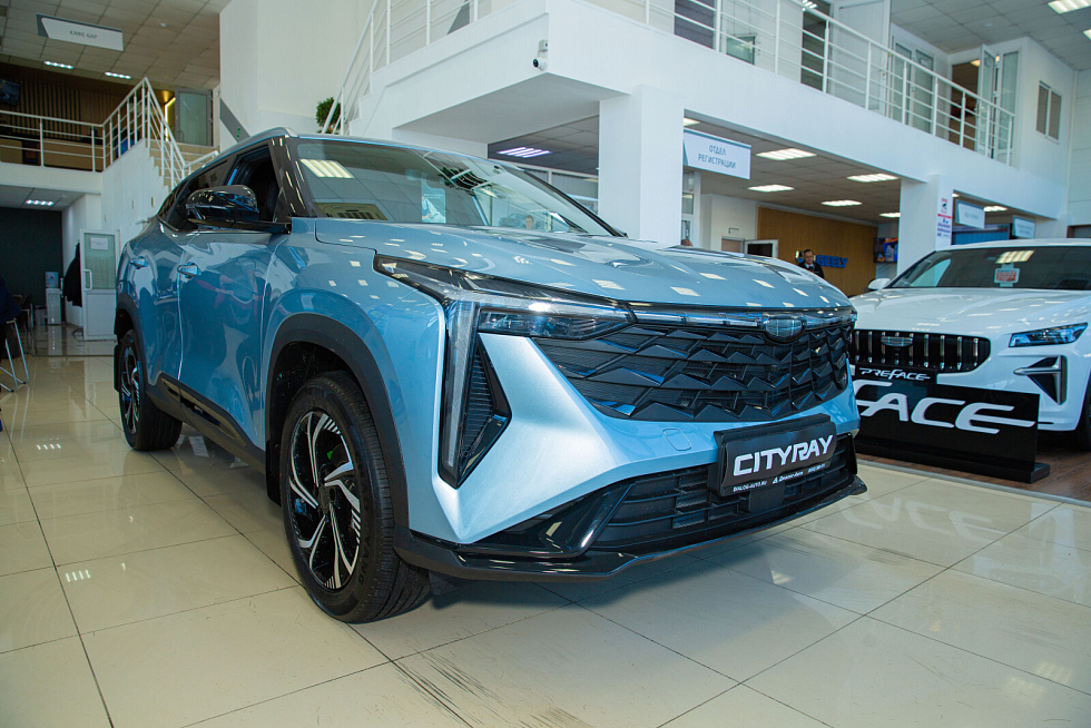 Geely Cityray Люкс, голубой