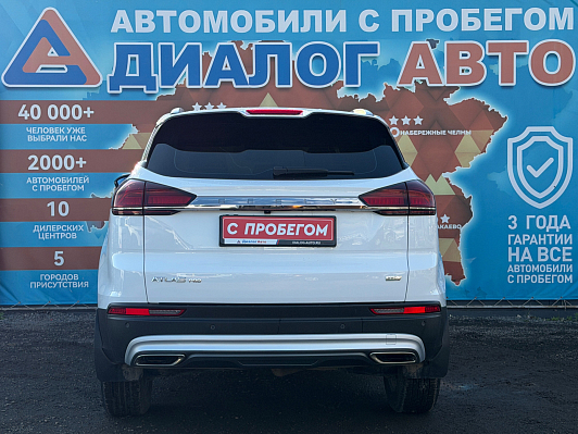 Geely Atlas Pro Luxury, 2024 года, пробег 49000 км