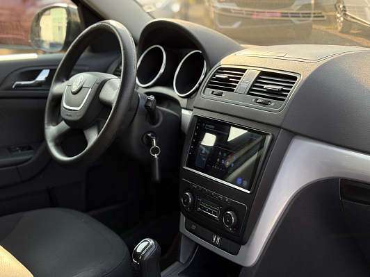 Skoda Yeti Ambition, 2011 года, пробег 161459 км