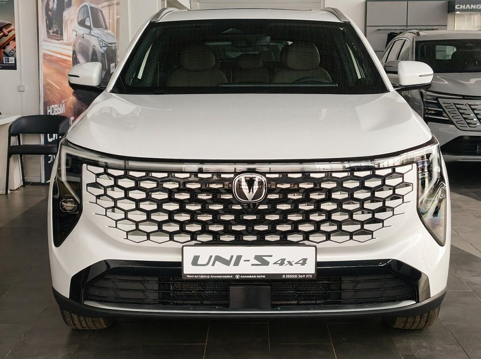 Changan UNI-S Техно, белый