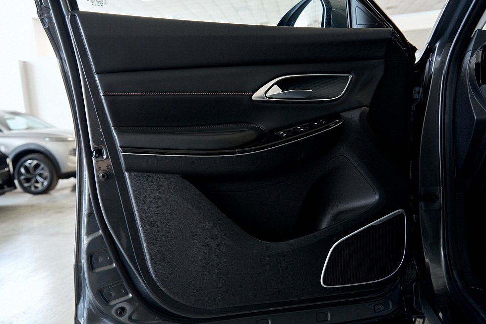 Changan CS75 Pro Комфорт 7 мест, серый