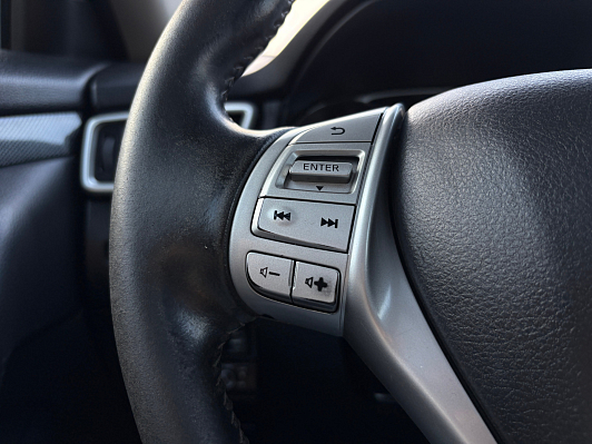 Nissan X-Trail LE, 2015 года, пробег 244320 км