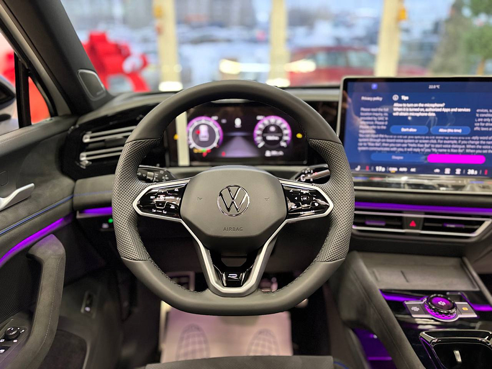 Volkswagen Tiguan R-Line Smart Leadership, белый