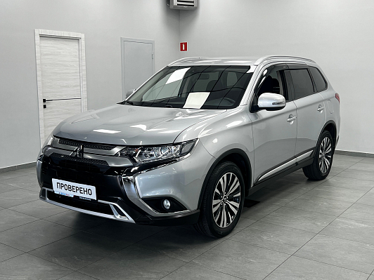 Mitsubishi Outlander, 2020 года, пробег 76625 км