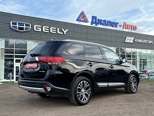 Mitsubishi Outlander Instyle, 2018 года, пробег 106997 км