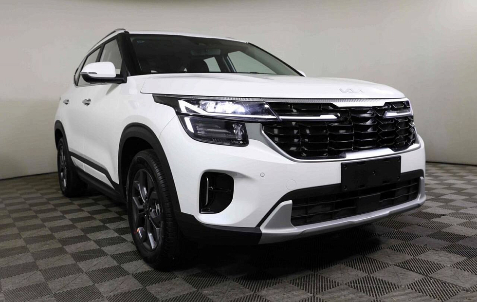 Kia Seltos Luxury Edition, белый