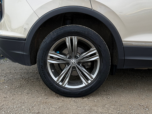 Volkswagen Tiguan Highline, 2018 года, пробег 96000 км