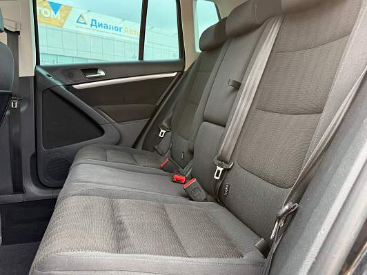 Volkswagen Tiguan Adventure, 2011 года, пробег 184000 км