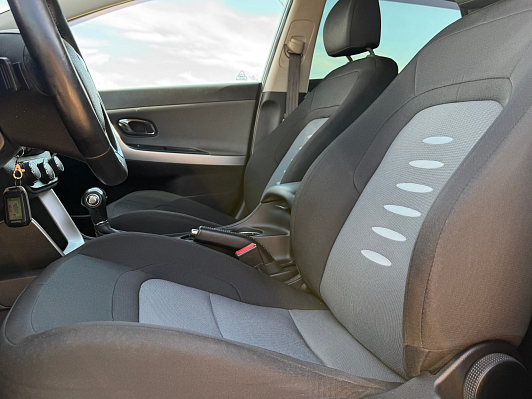Kia Ceed Comfort, 2015 года, пробег 175783 км