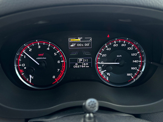 Subaru Levorg, 2017 года, пробег 52784 км