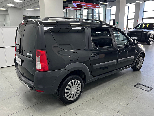 Lada (ВАЗ) Largus Comfort (5 мест), 2018 года, пробег 185261 км