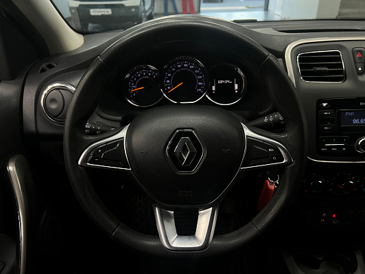 Renault Sandero Stepway Life, 2021 года, пробег 68417 км