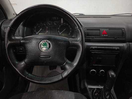 Skoda Octavia, 2005 года, пробег 233950 км