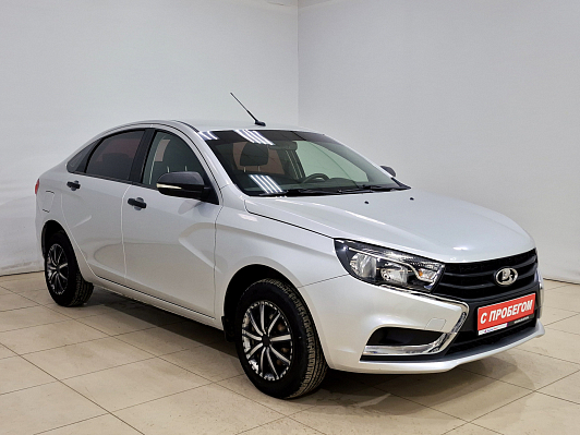 Lada (ВАЗ) Vesta 50 Anniversary, 2018 года, пробег 131485 км