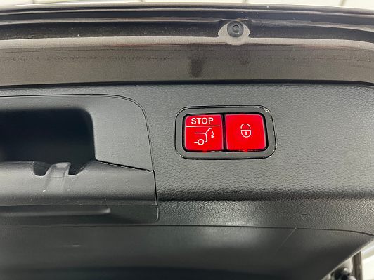 Mercedes-Benz GLC GLC 250 4MATIC Особая серия, 2015 года, пробег 165017 км