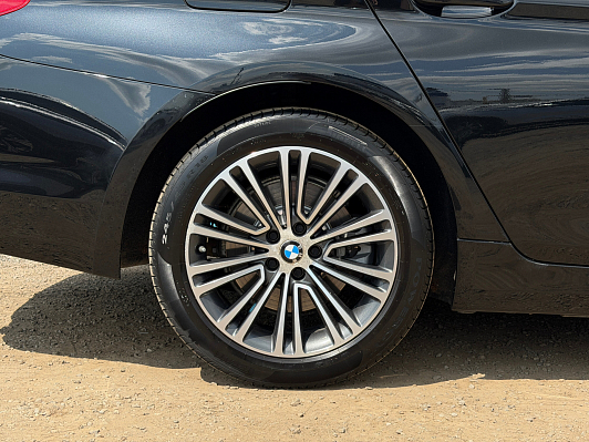 BMW 5 серии 520d Sport Line, 2018 года, пробег 124000 км